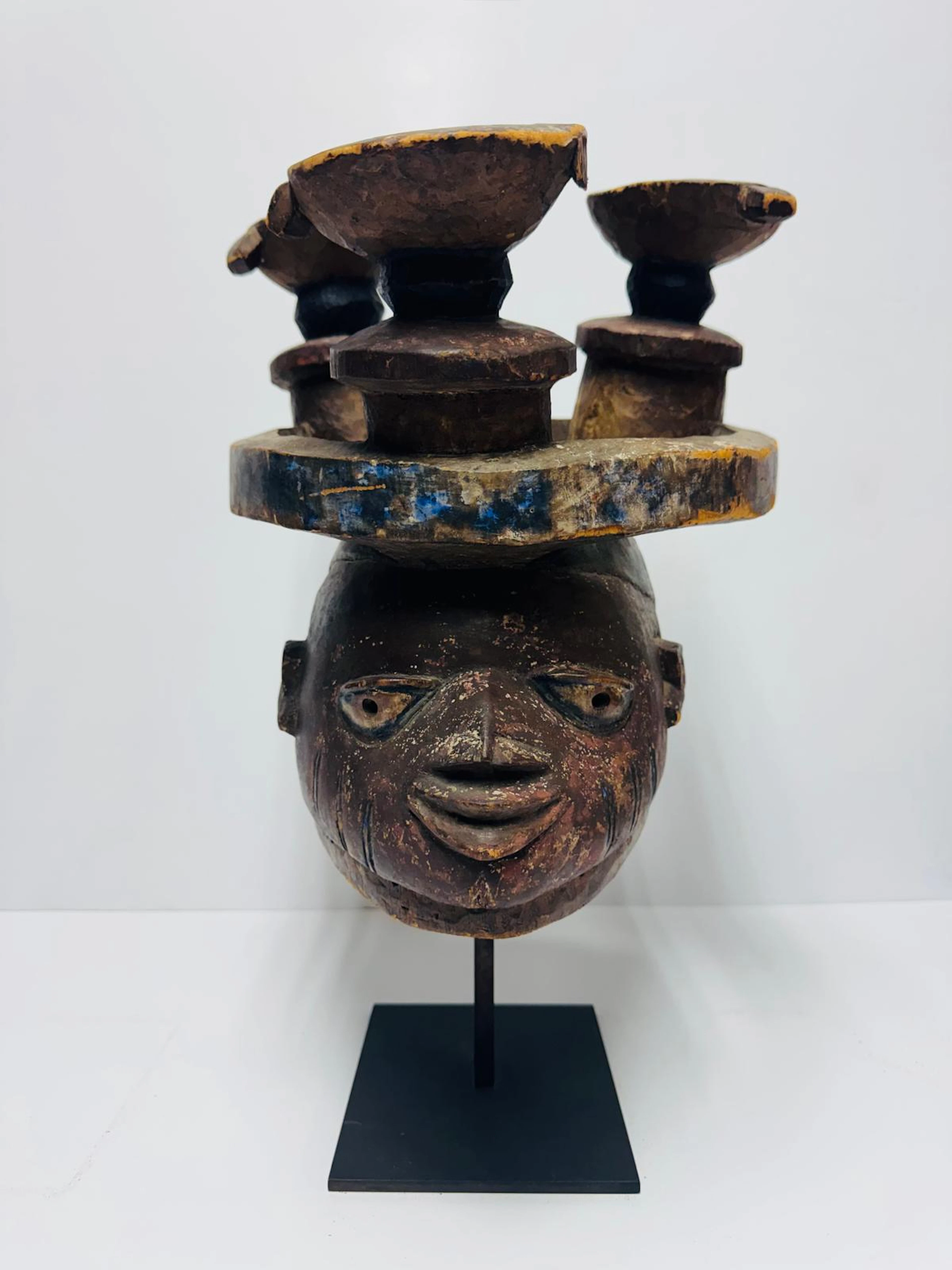 EXCEPTIONAL AND ANCIENT 19TH CENTURY YORUBA GELEDE AFRICAN MASK