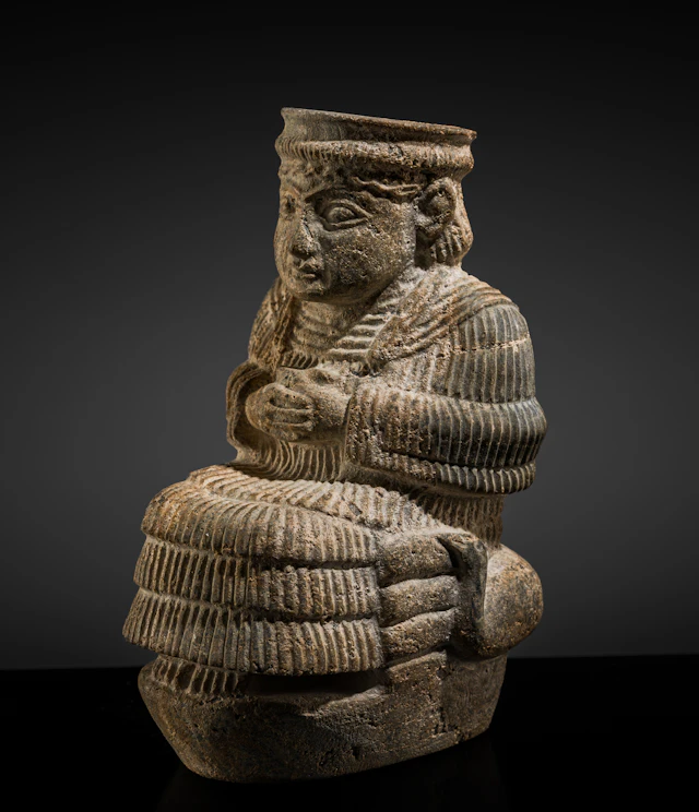 Seated figure of a high priestess, Enheduanna, Neo-Sumerian Culture
