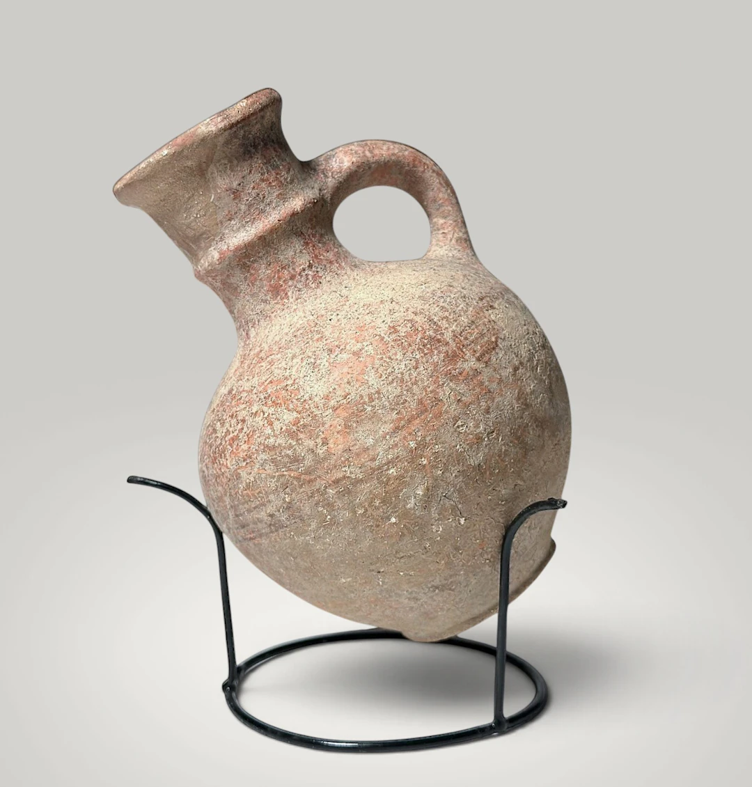 Globular wine jug, Ancient Israeli culture, Iron Age (1200-700 BC)
