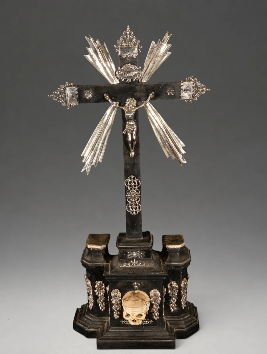 Altar crucifix with silver Christ and attributes of the Passion –