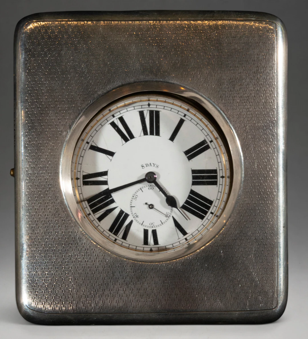 Table clock with rectangular metal case
