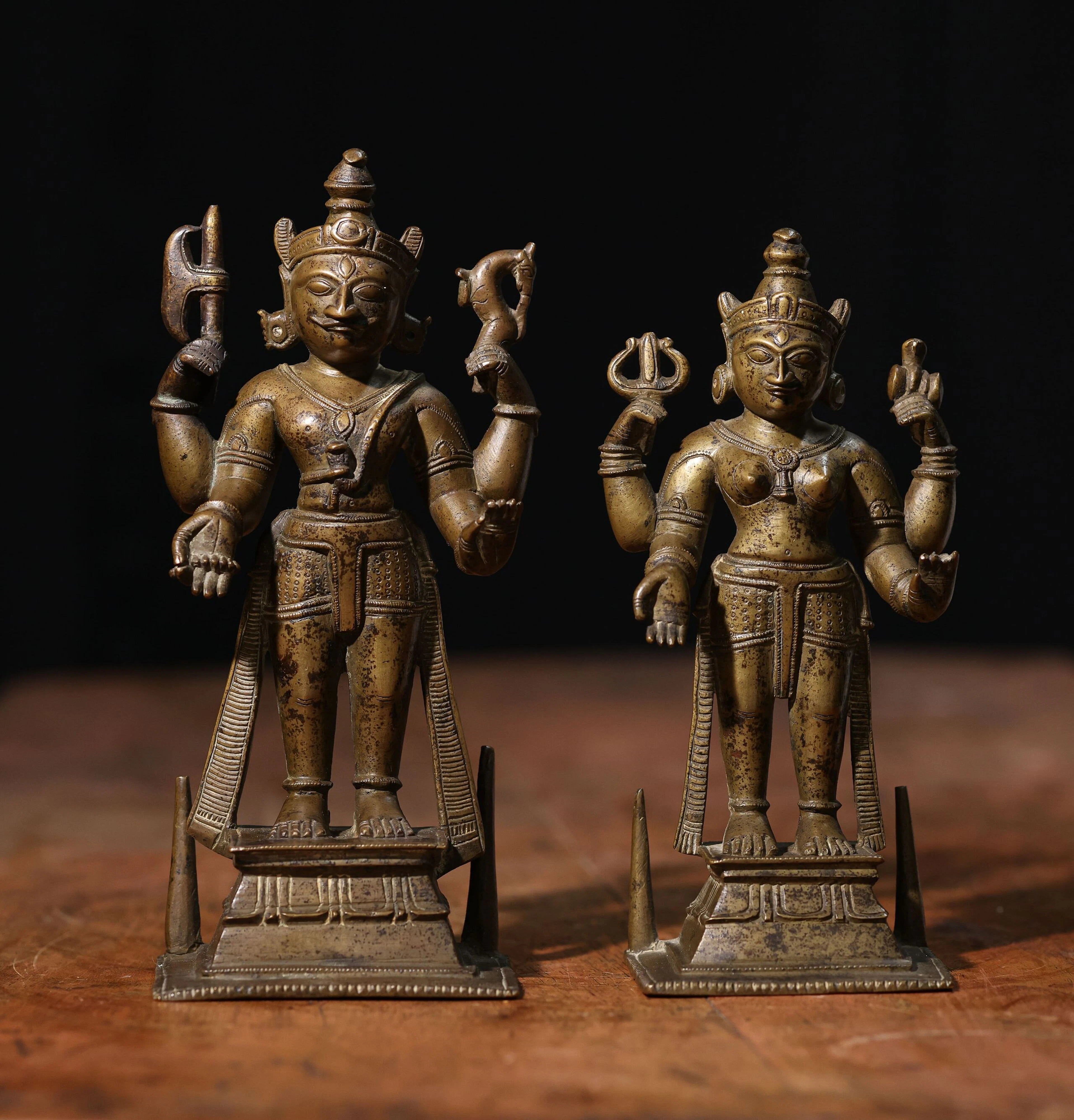Indian Art - Exceptional devotional bronzes of Vishnu and Lakshmi