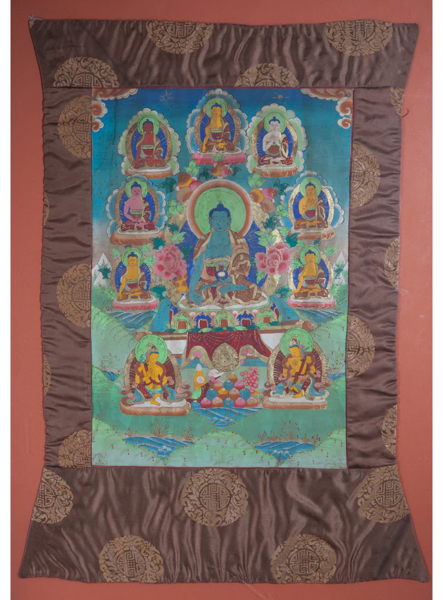 Silk tanka - Tibet, 20th century. 75 x 48 cm. Framed.