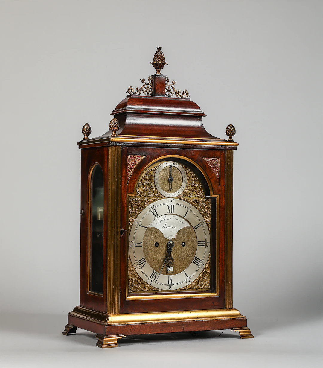 Exceptional Norton London mantel clock (circa 1780)