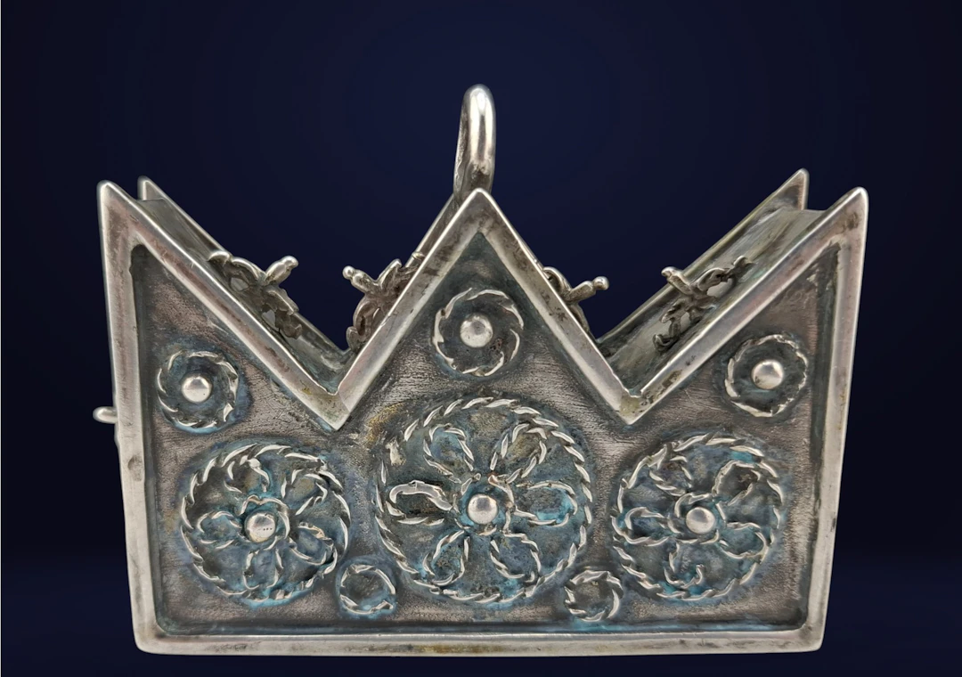 18th century silver reliquary pendant
