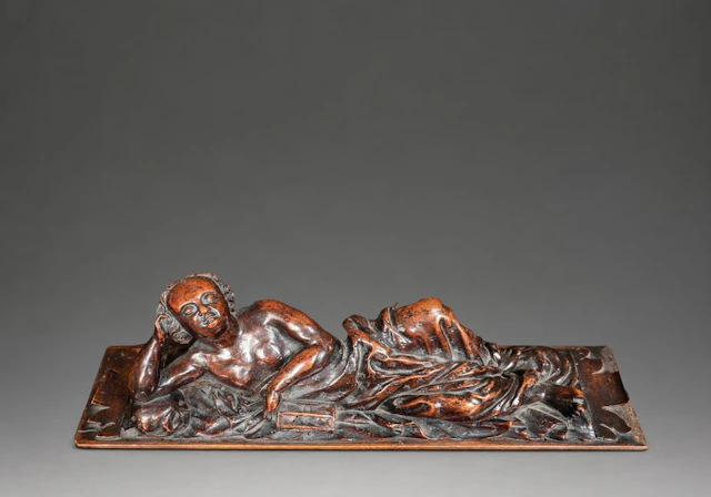 EXQUISITE FLEMISH SUR-STYLE VANITA IN FRUIT WOOD, LATE 16TH CENTURY