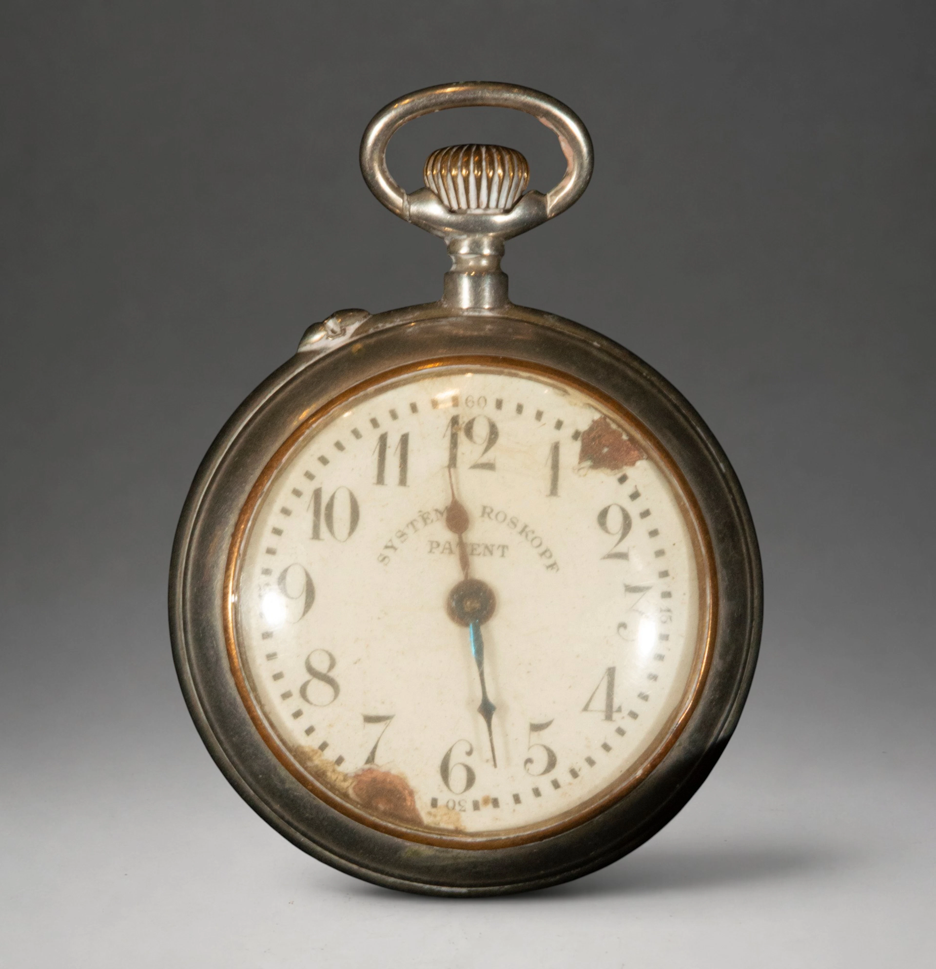 Pocket watch with Arabic numerals and subsidiary seconds hand