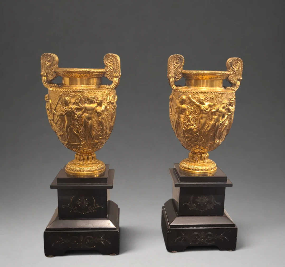 Pair of gilt bronze cassolettes Napoleon III period, ca 1850-70