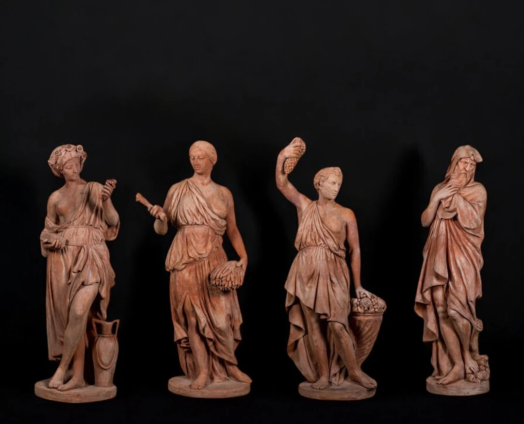 Lot of 4 terracotta sculptures from Impruneta representing the 4 seasons