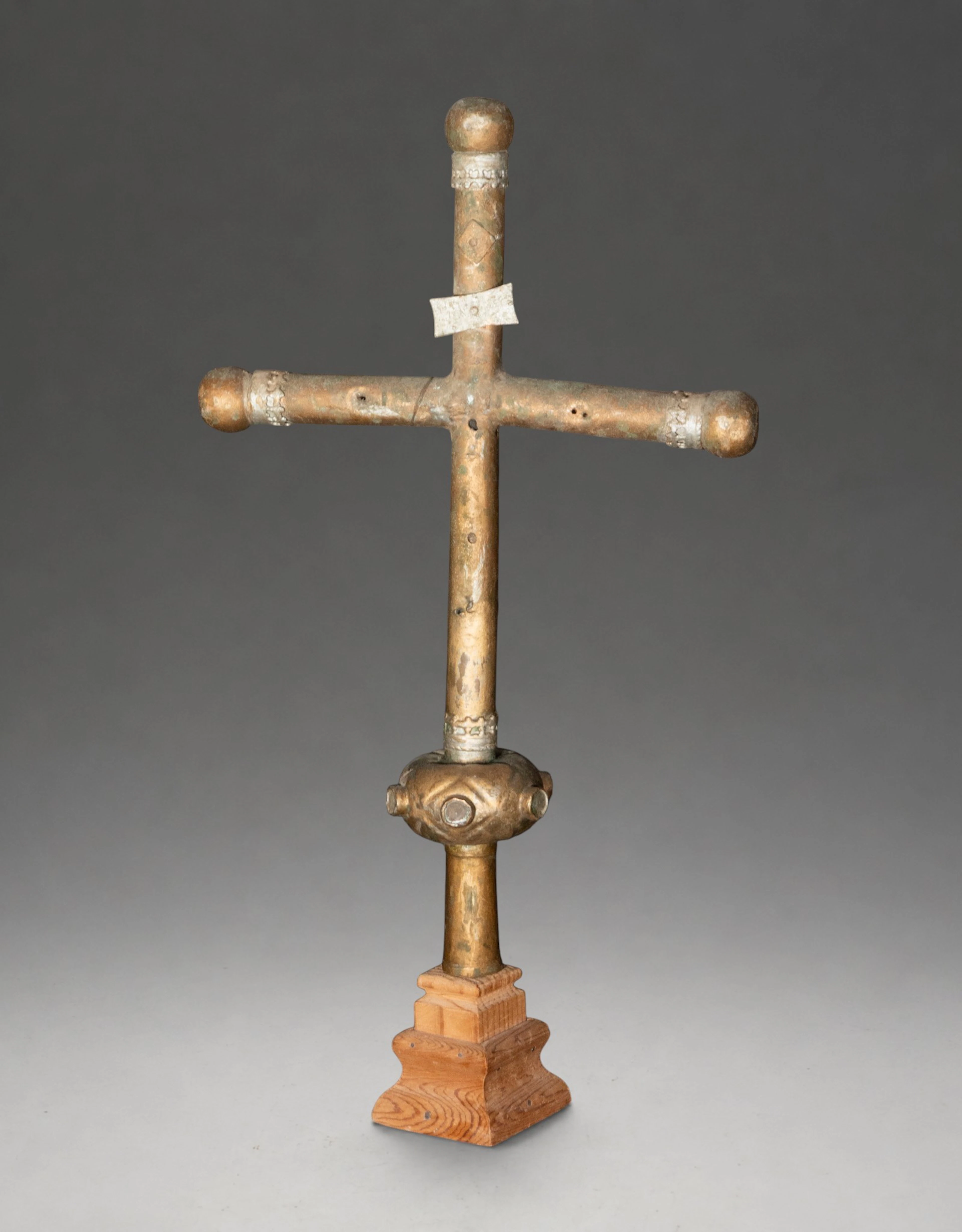 PROCESSIONAL CROSS FROM THE END OF THE 15TH CENTURY