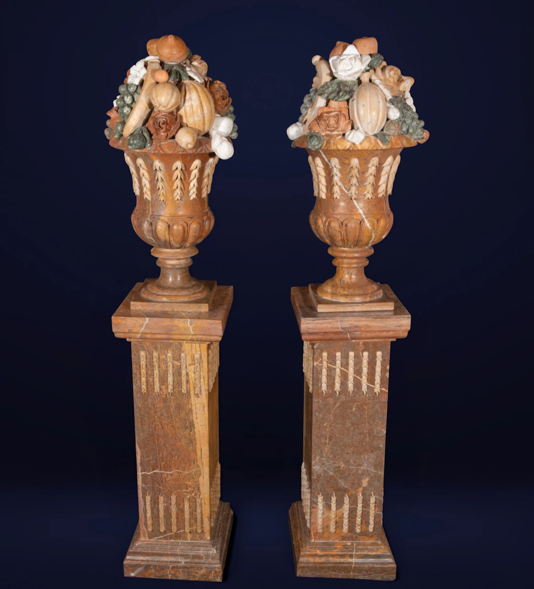 Pair of goblets with garlands of fruit, Neoclassical School, 20th Century