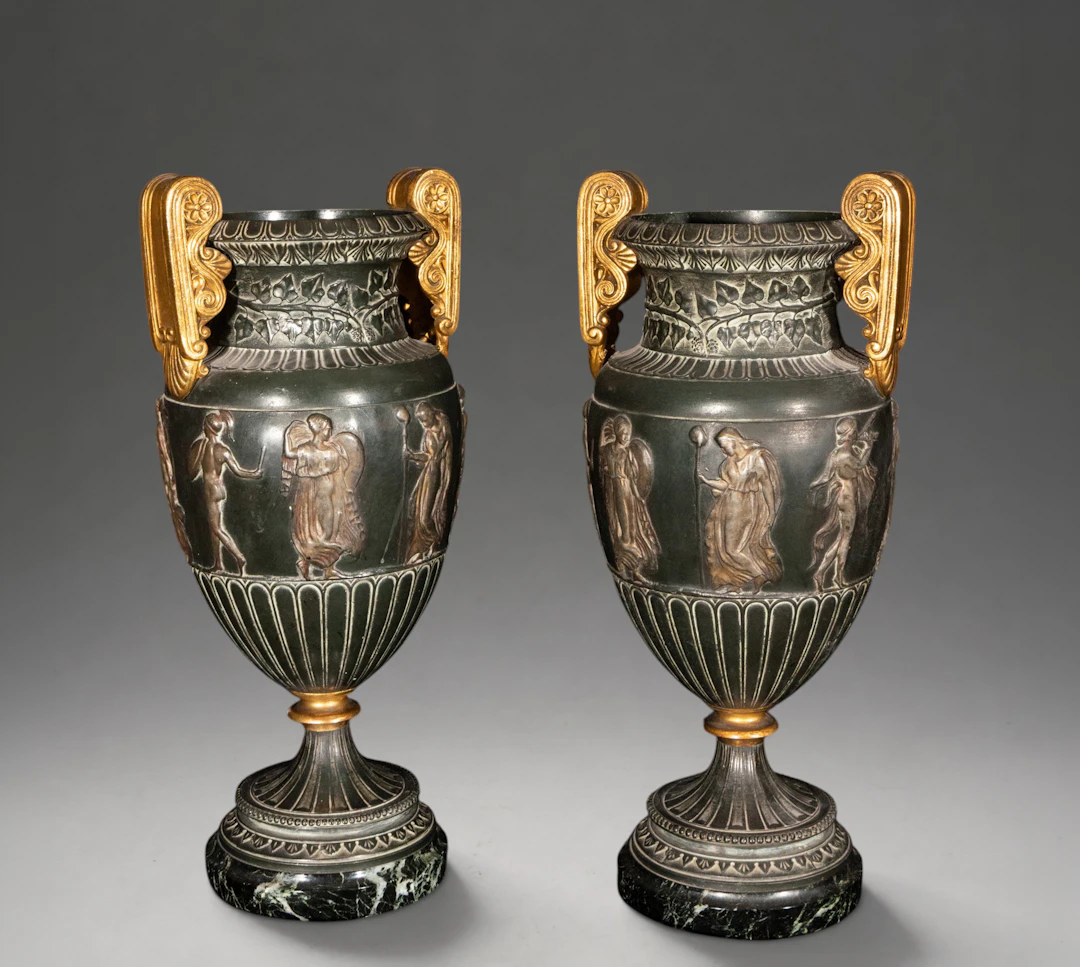 Pair of krater-type vases with gilt handles – second half of the 19th century