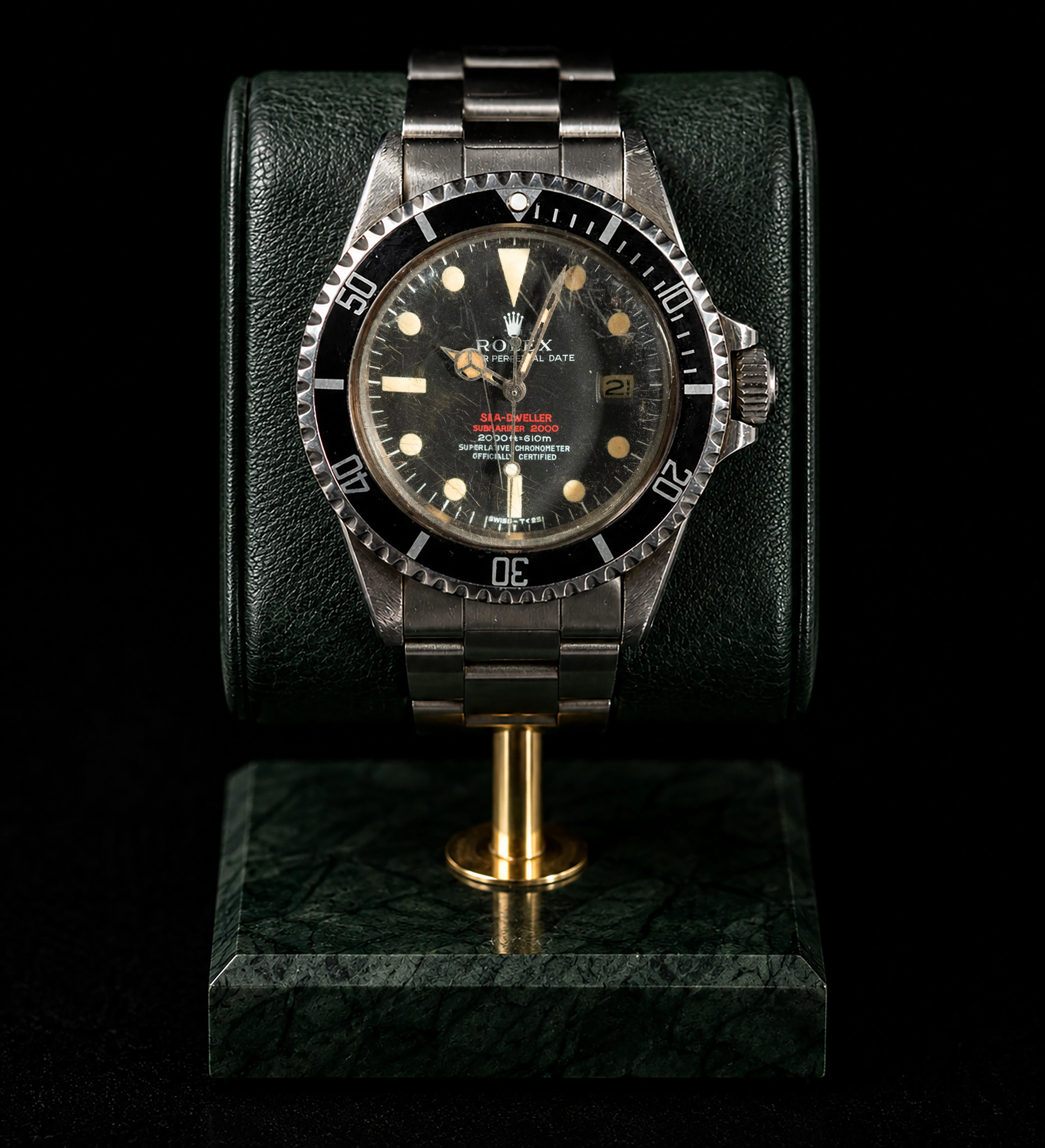ROLEX Oyster Perpetual Date Sea-Dweller Submariner 2000, Superlative