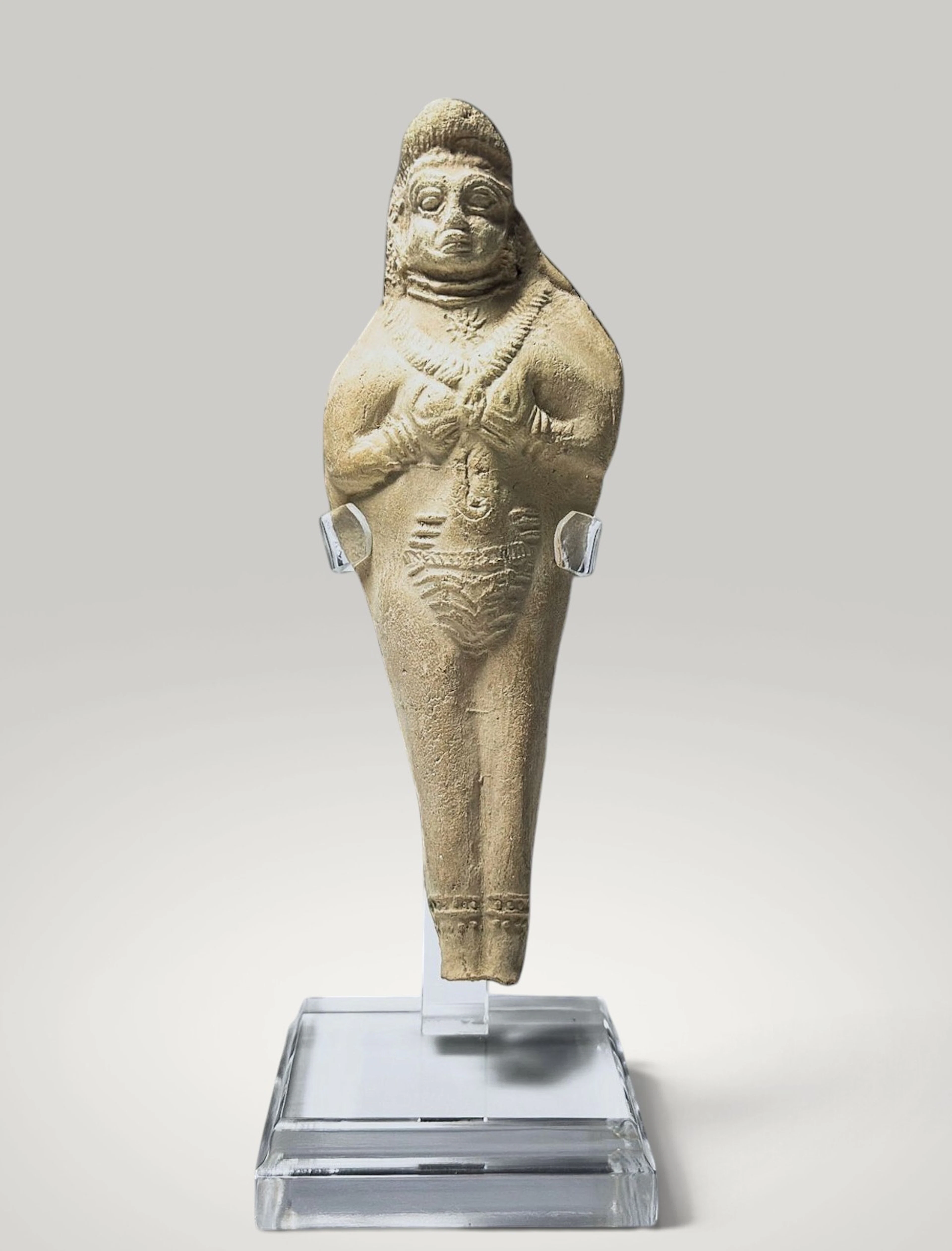 Female figure of the goddess Astarte, fertility deity, Elamite culture