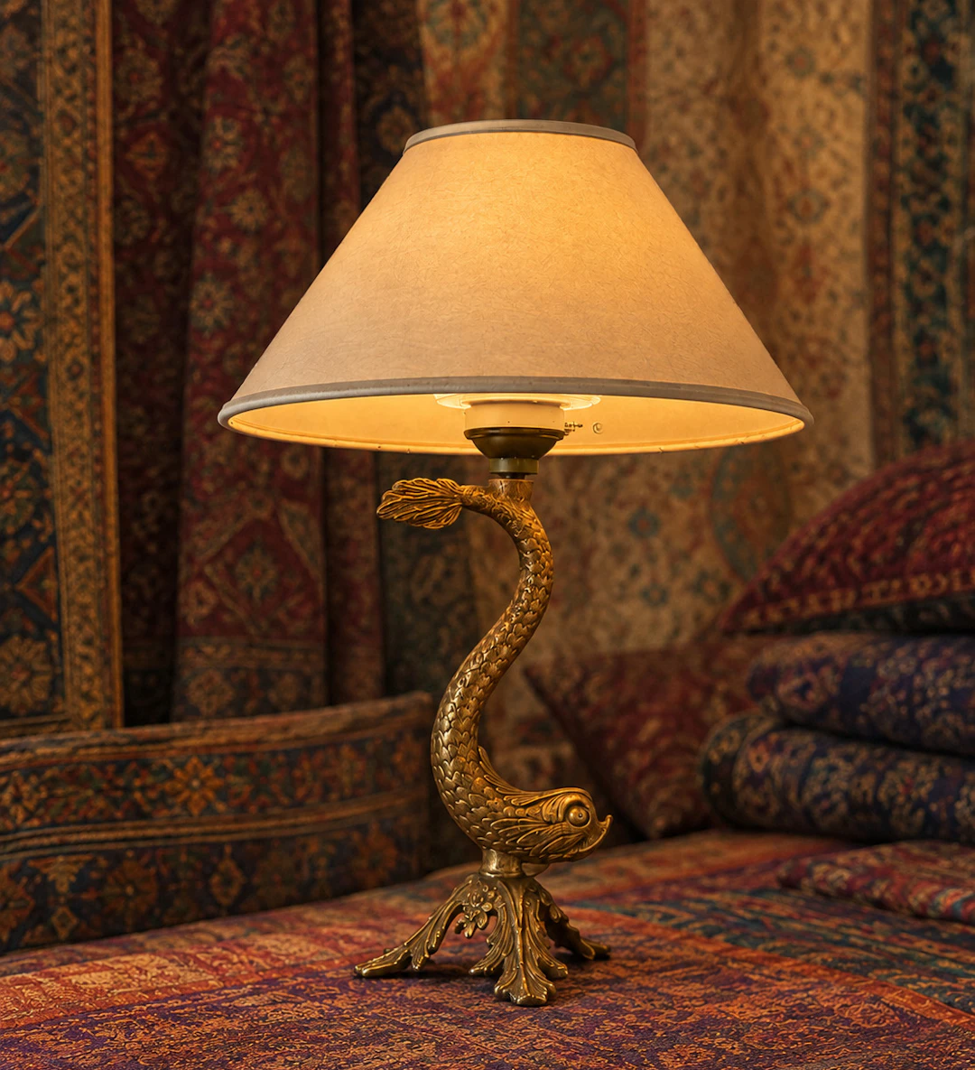GOLDEN BRONZE LAMP CIRCA 1940 WITH MYTHOLOGICAL KOI FISH BASE