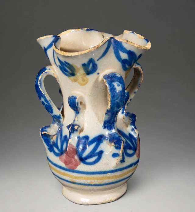 MANISES CERAMICS - Ceramic jug with polychrome floral decoration and