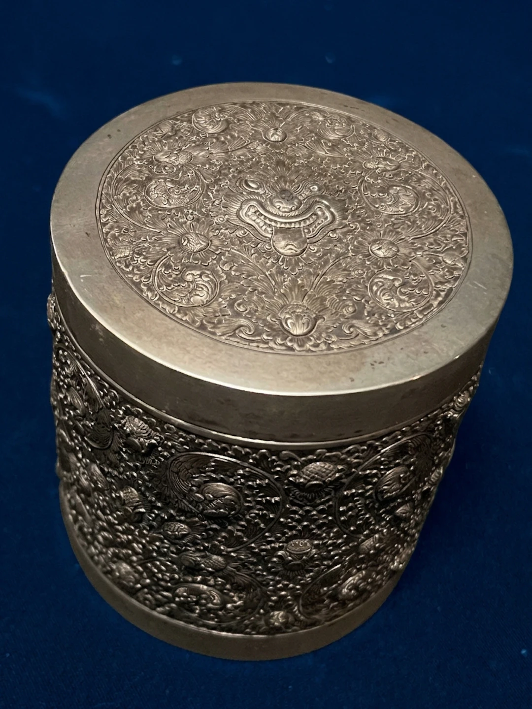 MAGNIFICENT INDONESIAN STRAITS COLONIAL 800 FINE SILVER TEA CADDY