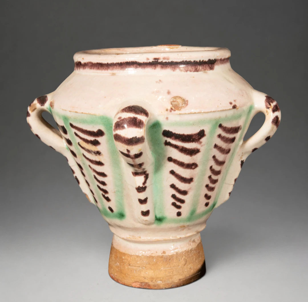 TERUEL CERAMICS - Two-handled jar with geometric decoration in green