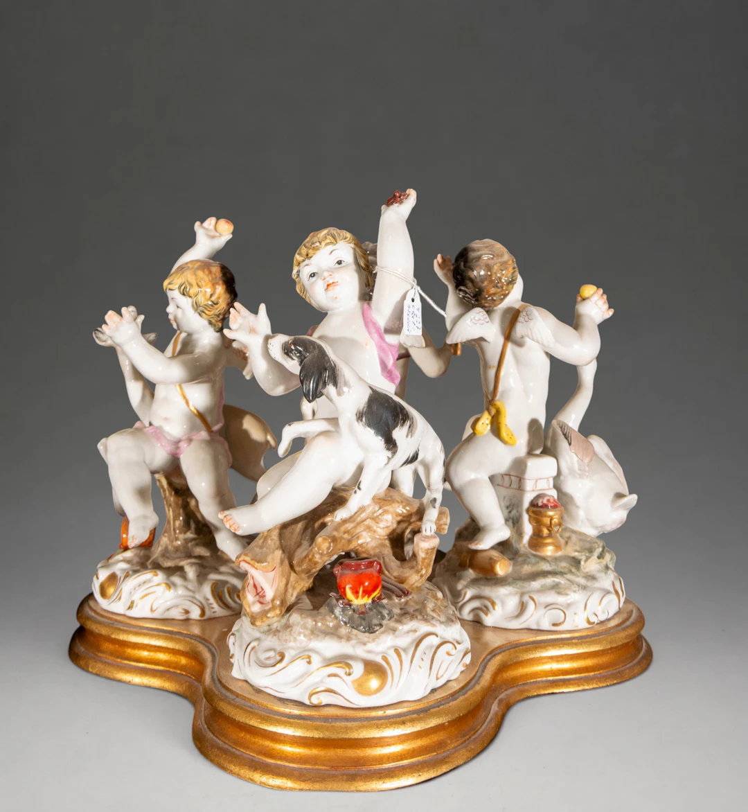 German porcelain set of cherubs - 20th century