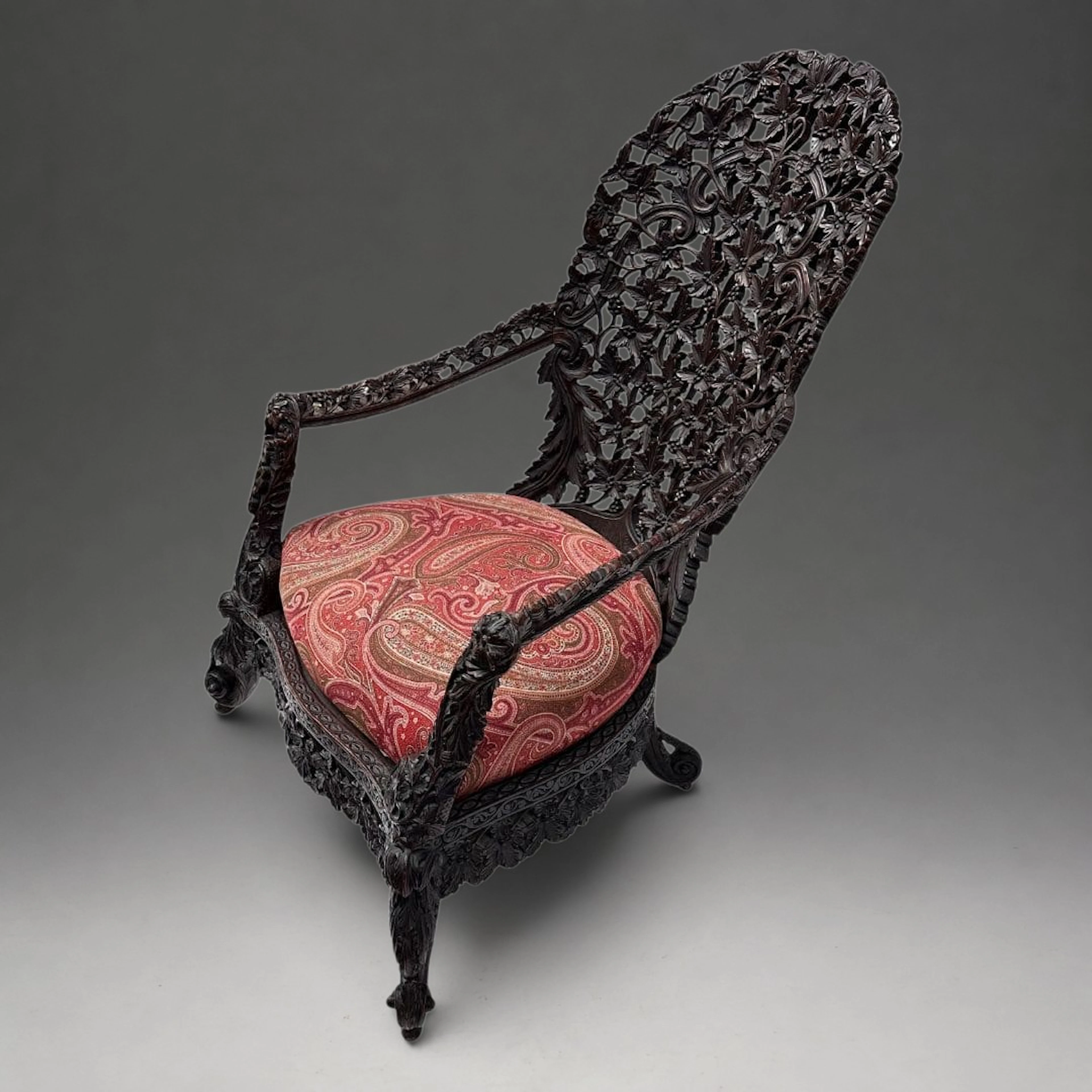 Anglo-Indian or Indonesian colonial armchair, made of Padauk wood? 19th century