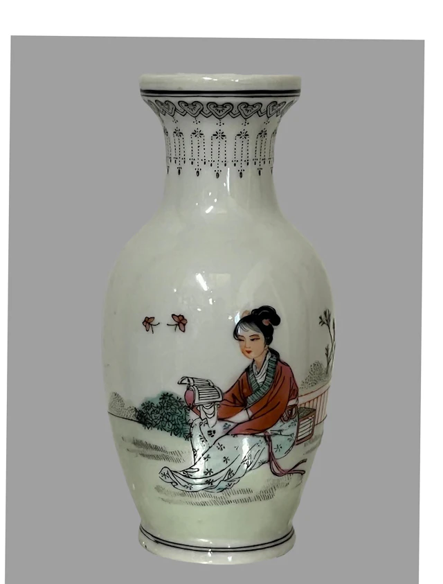 Pink family porcelain vase, Republic of China, known as "Minguo".