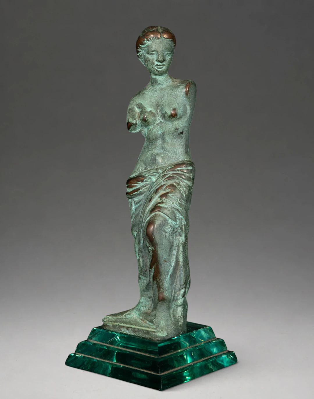 Classical female figure, Venus type – Italian School – 19th century