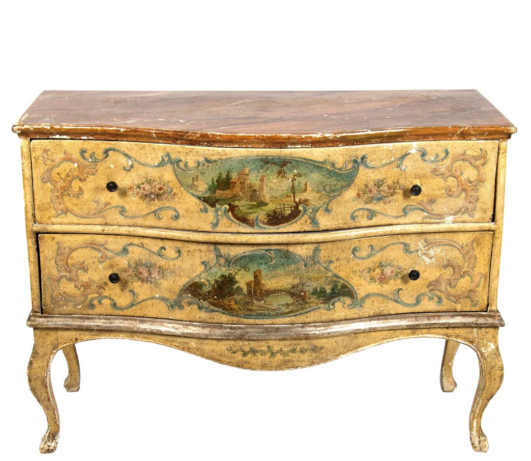 Louis XV style chest of drawers in lacquered and painted wood with