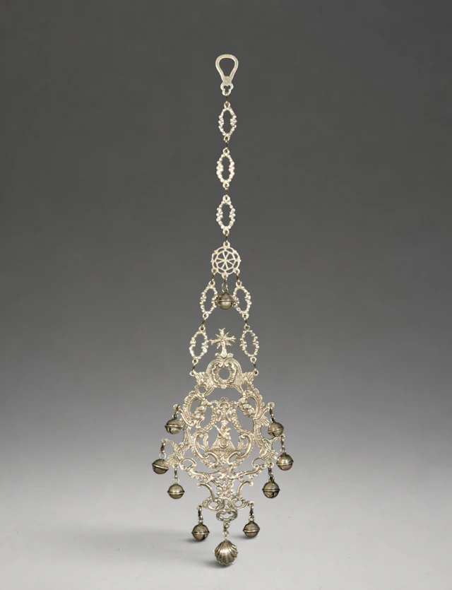 EXCEPTIONAL LARGE VIRGIN SILVER RATTLE PENDANT, 182G - 19TH-20TH CENTURY