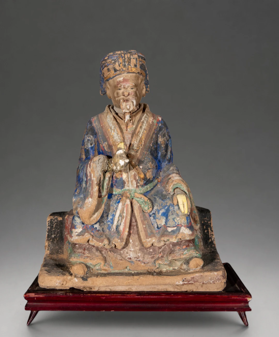Seated figure of a Chinese dignitary - Ming China - 17th century
