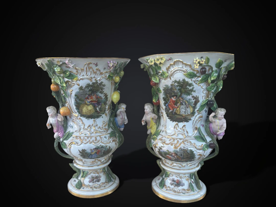 Important pair of 19th-century German Meissen porcelain vases