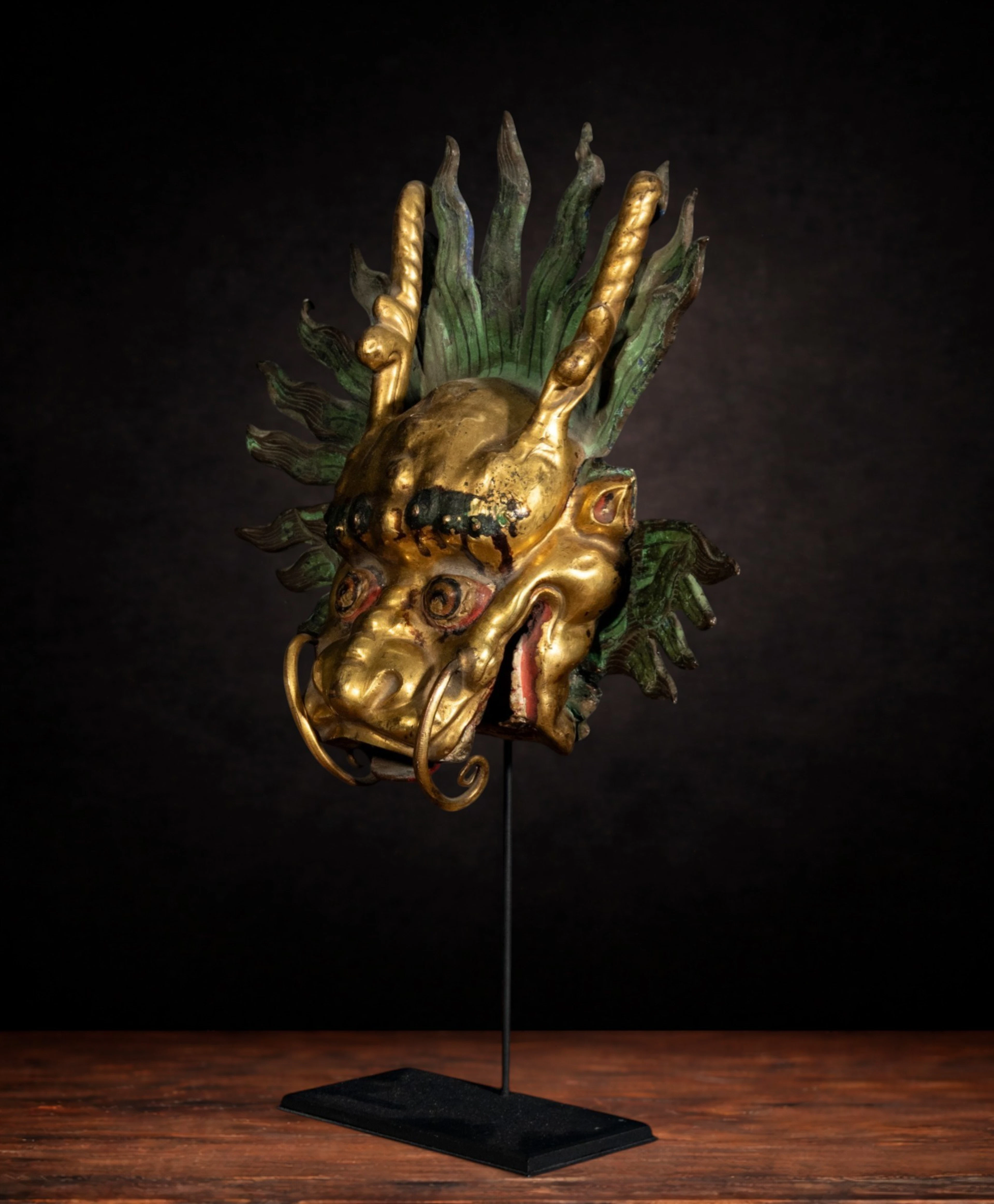 Important Chinese Tibetan dragon head - Tibet 16th - 17th century