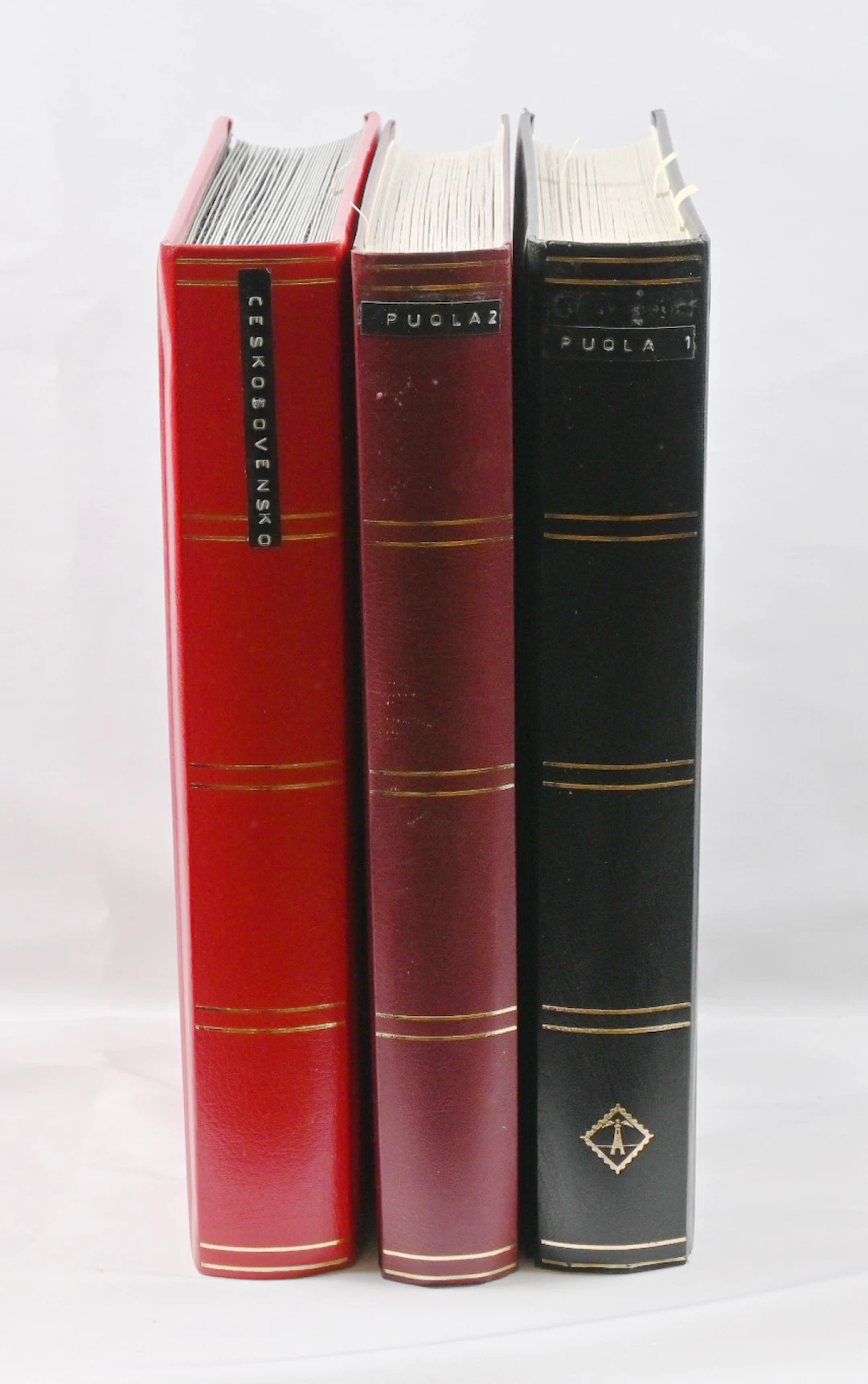 Poland and Czechoslovakia, basic collection in three thick stockbooks.