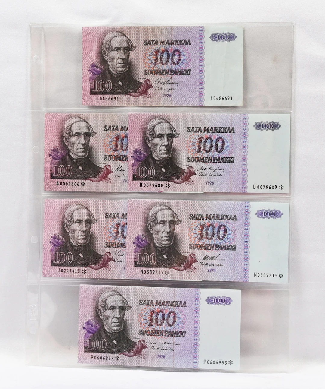 1976 100 markka replacement banknotes A0000606*, D0079680*, J0245413*