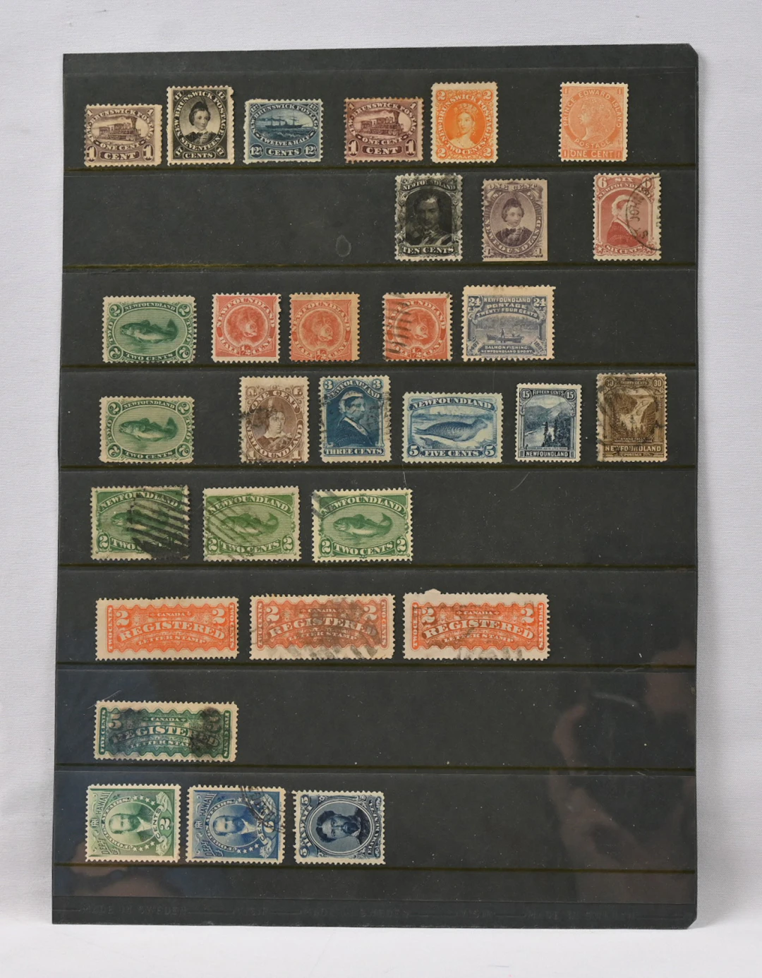 Canada and USA, small stamp selection on stock pages. From Canada