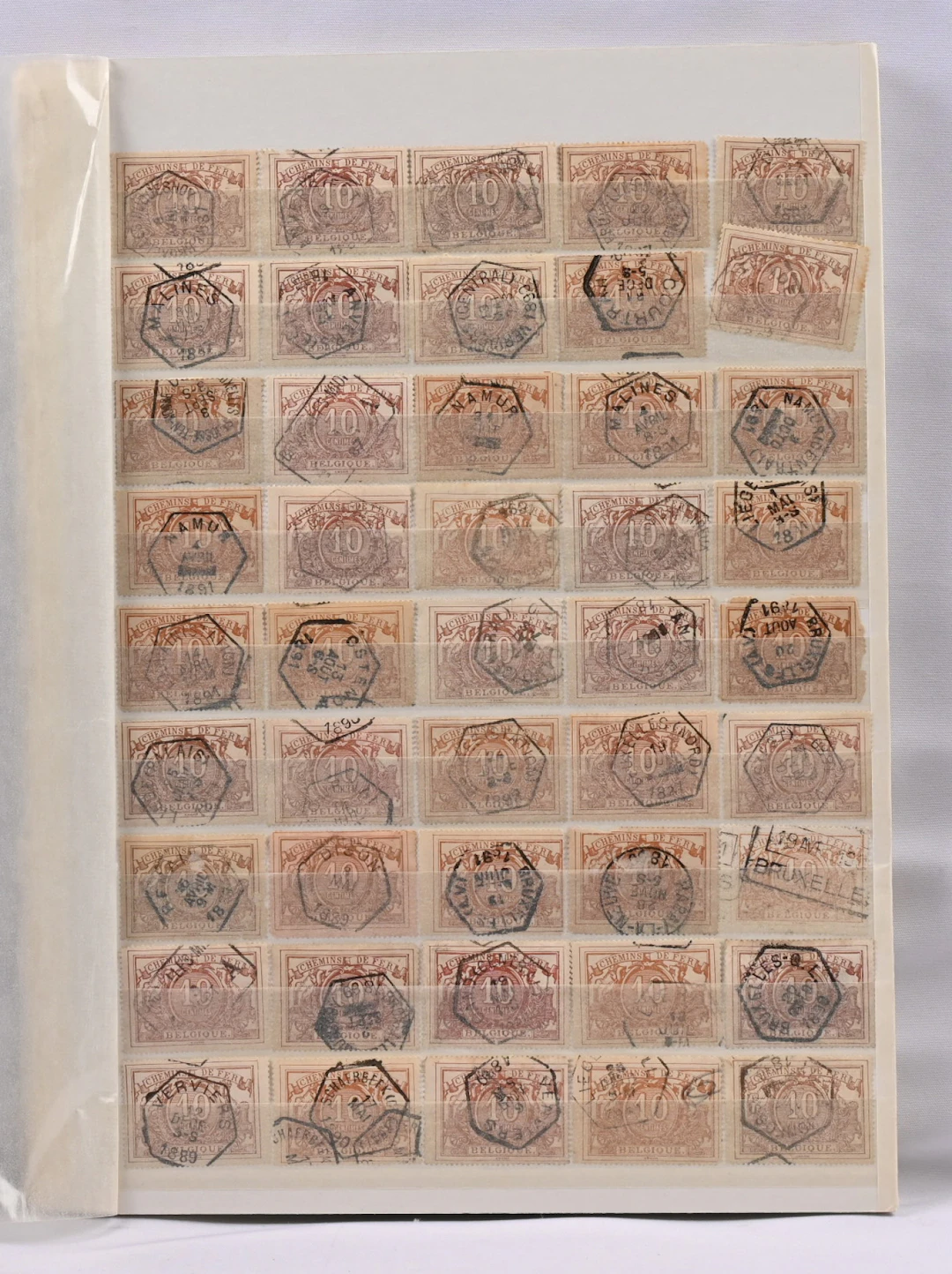 Stock material of railway stamps on stock pages, over 800 stamps only