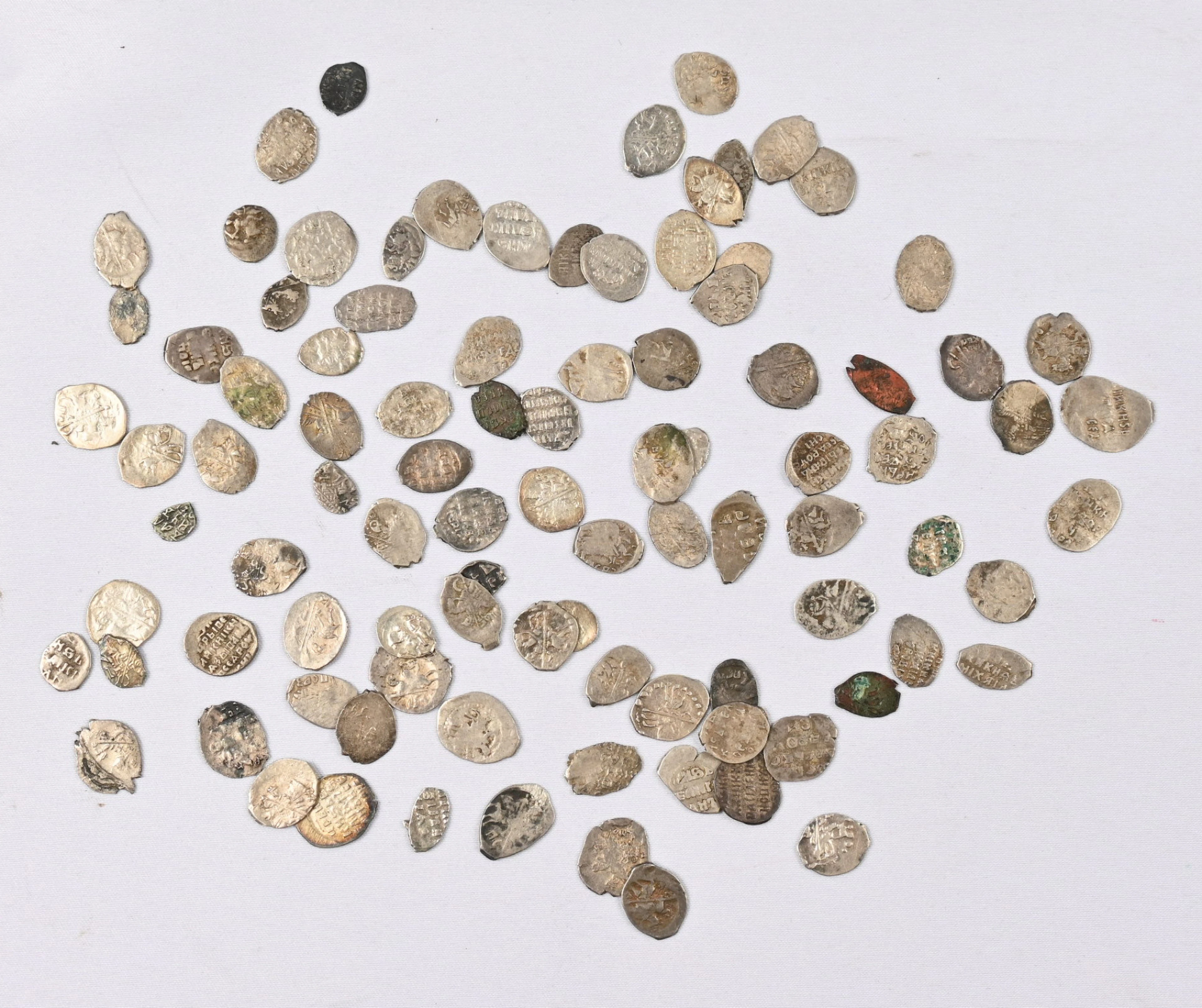 Fine large selection of silver ”wire money” from the 1500 - 1600s