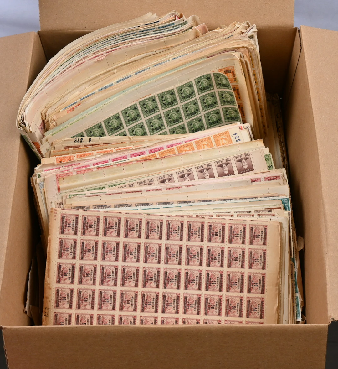 Large selection of sheets, half sheets and other large sheet parts