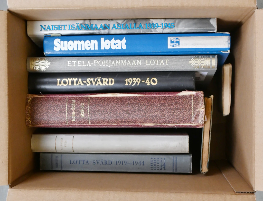 Books related to Lotta Svärd theme nine pieces including eg. two small-sized
