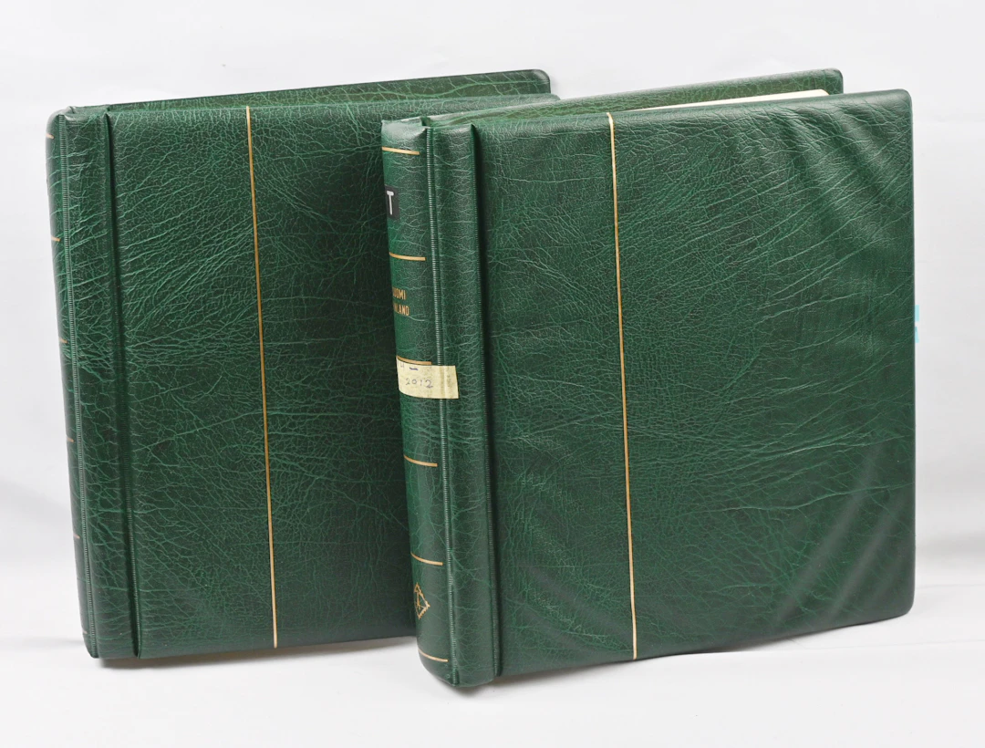 1860 - 2012 fine MNH ** collection in two albums. In the old part