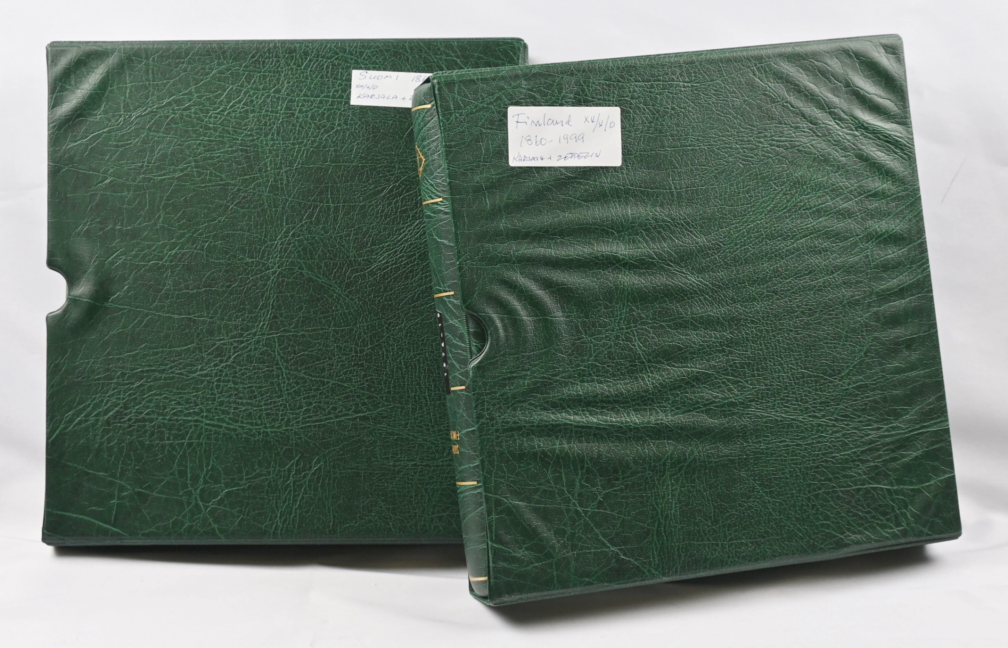 1860 - 1999 collection in two Leuchtturm albums with mounts and slipcases.
