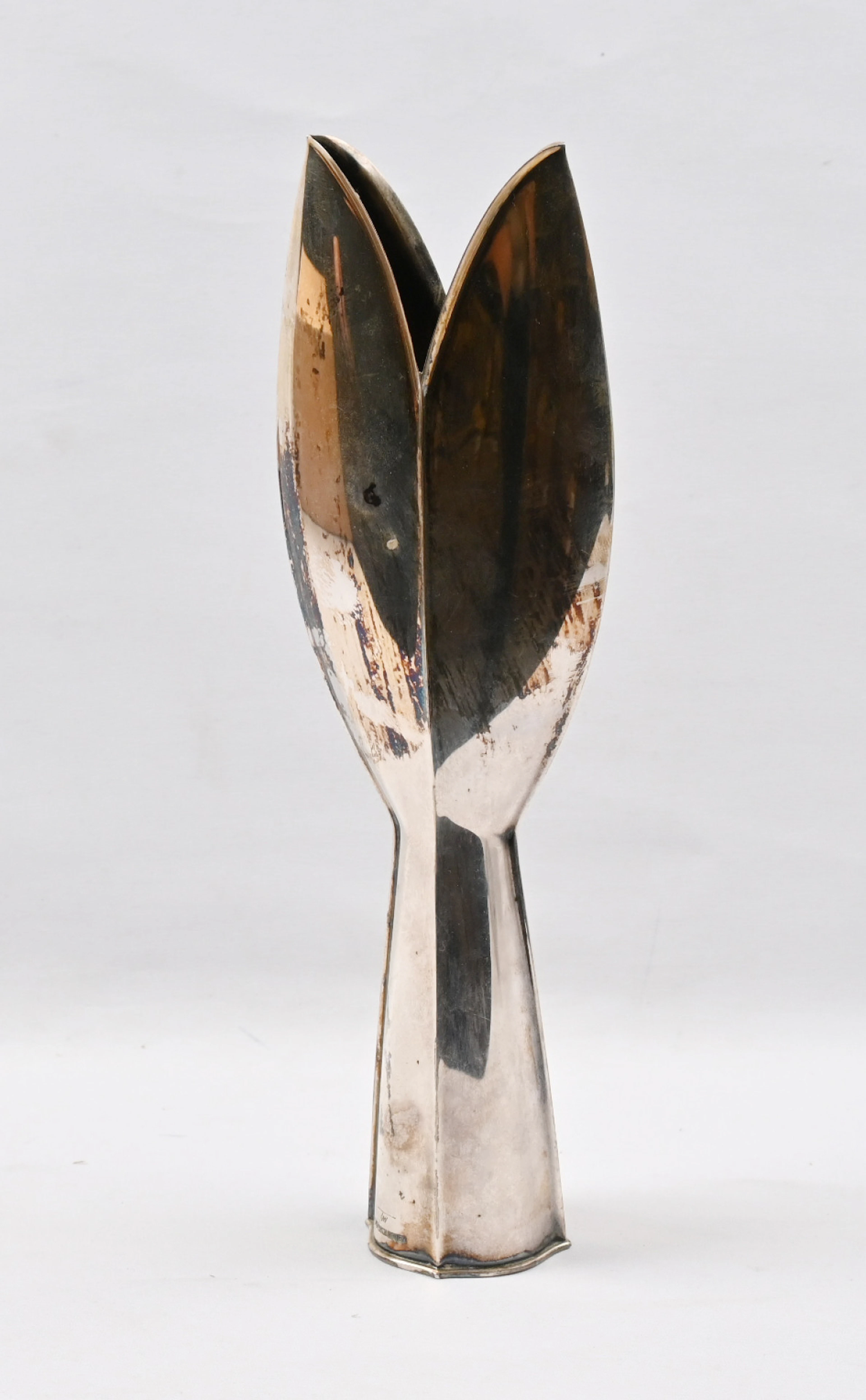 Vase Tapio Wirkkala, 916 silver Kultakeskus Hämeenlinna 1967 (L7).