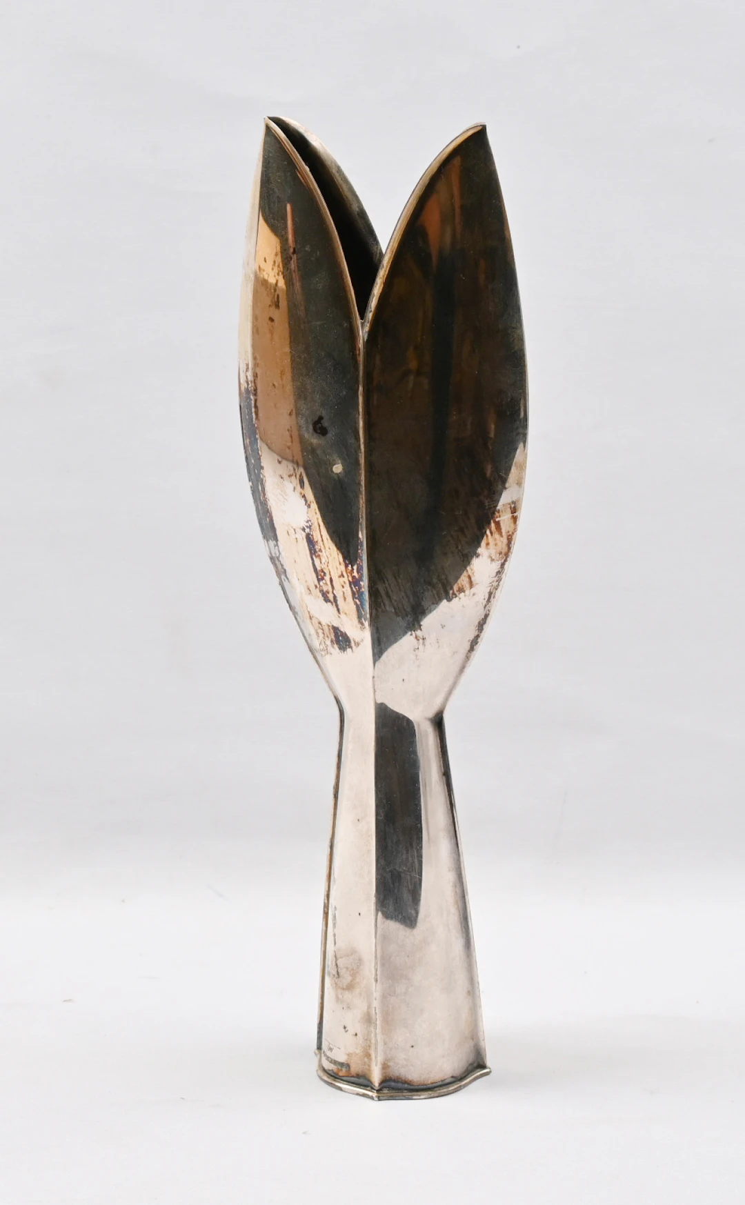 Vase Tapio Wirkkala, 916 silver Kultakeskus Hämeenlinna 1967 (L7).