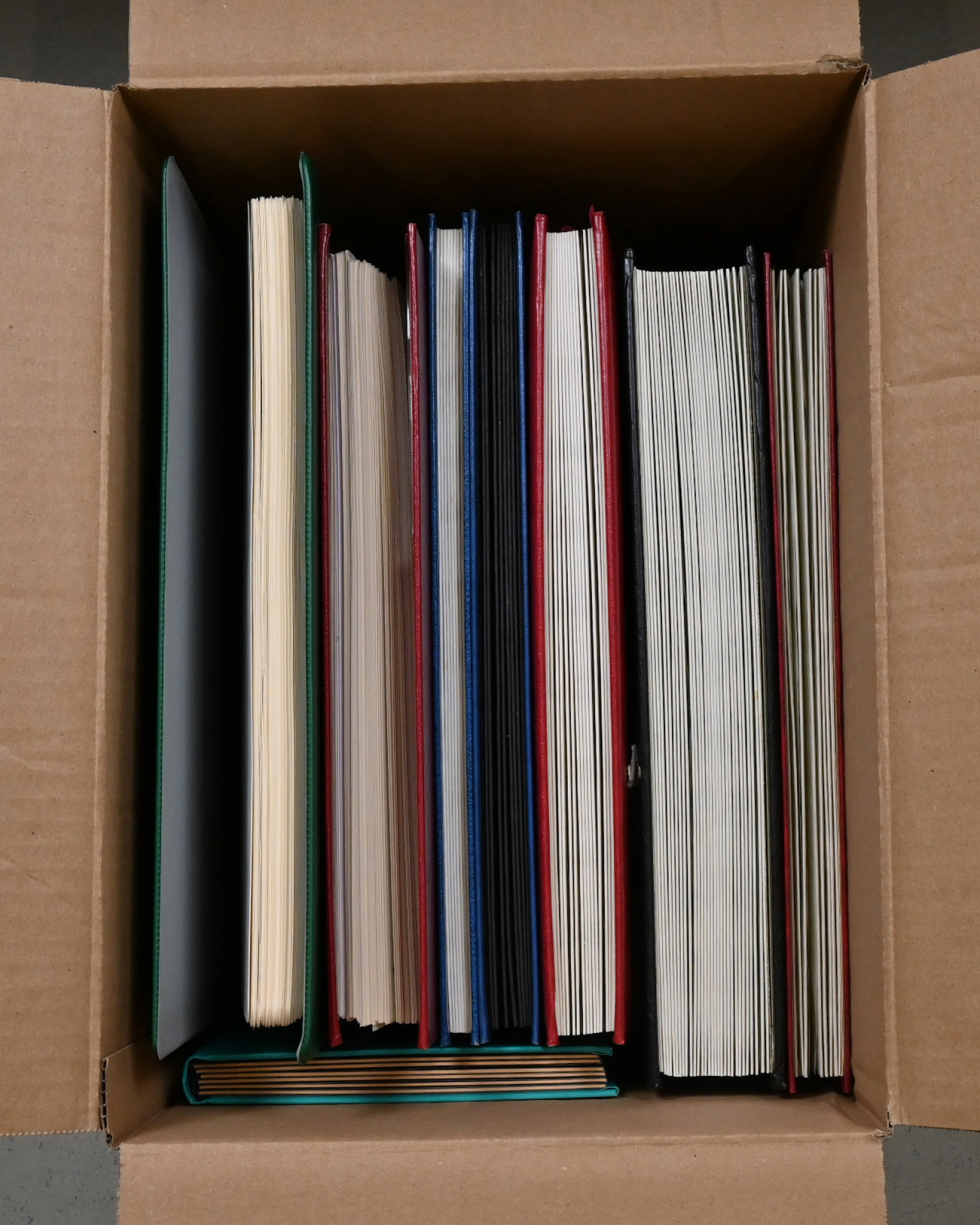 1882 onwards stock selection of Finnish material in six stockbooks