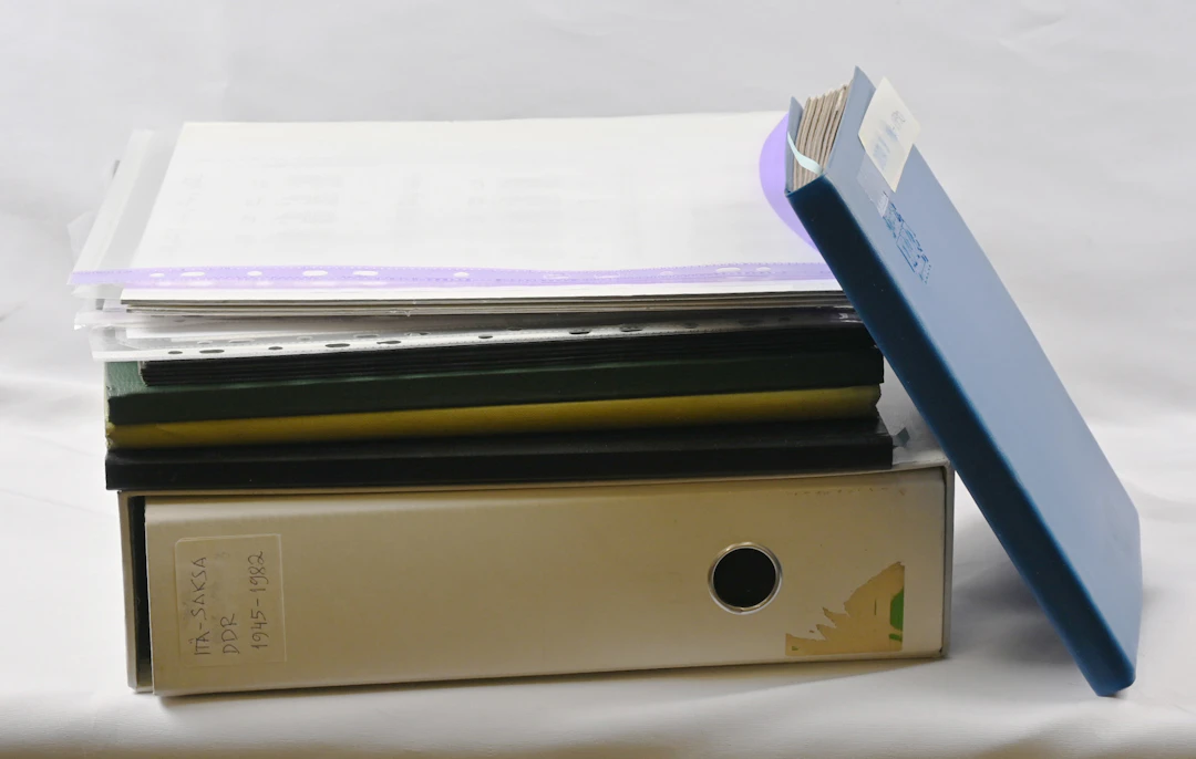 1949 - 1990 collection / stock lot of mainly used material in a thick