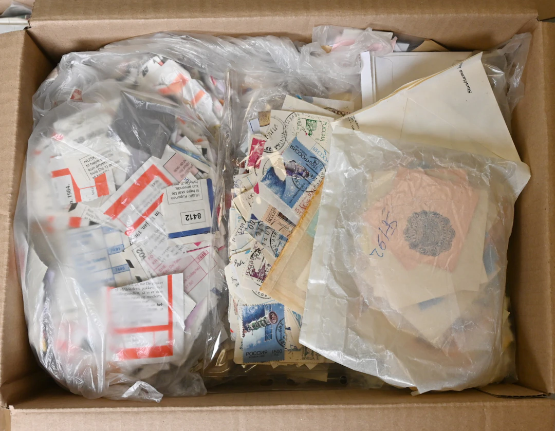 Foreign countries stamp lot (loose bulk stamps and kiloware) a huge
