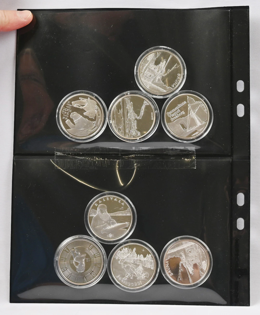 Moneta's Finnish silver medal series, eight medals.