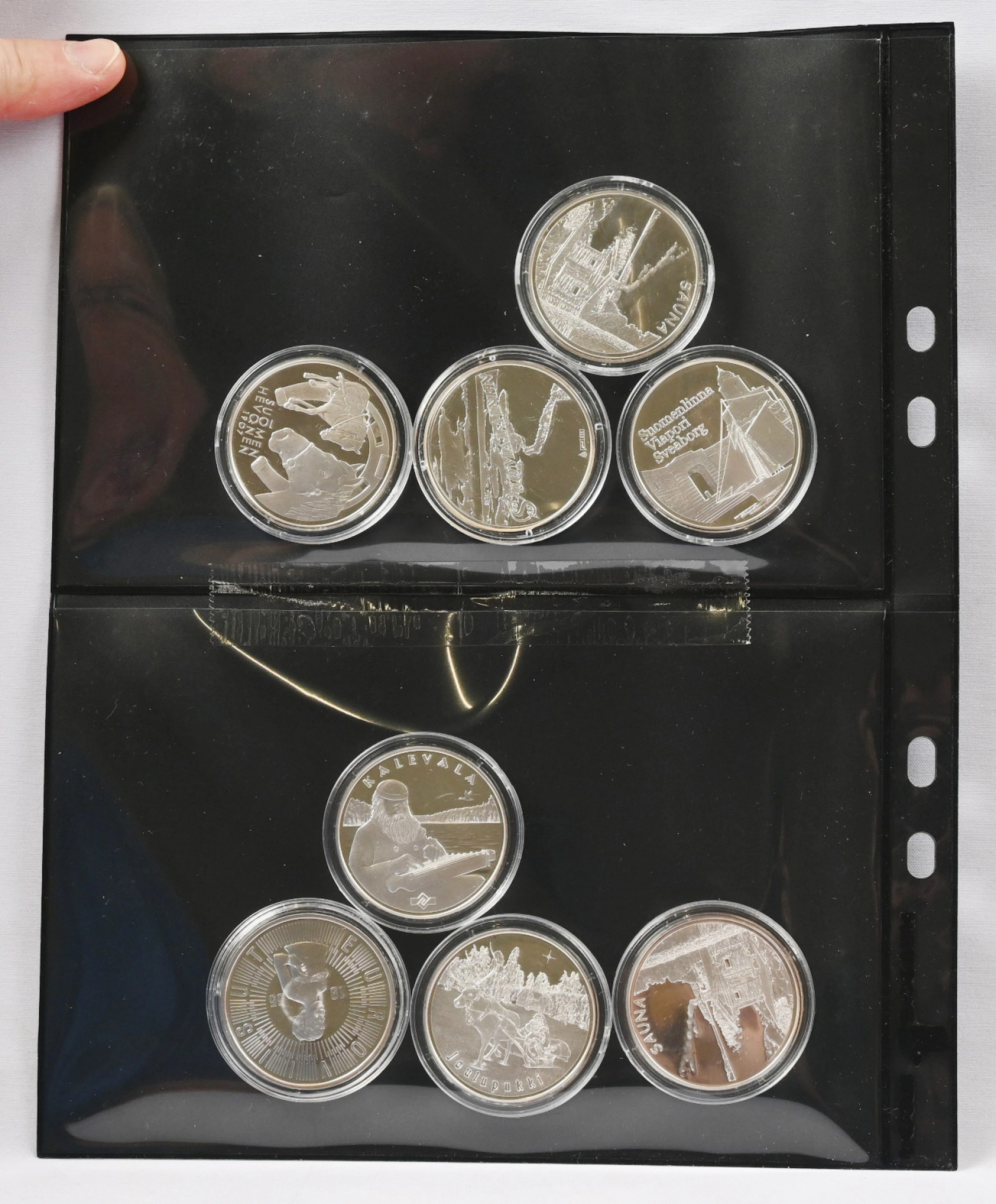 Moneta's Finnish silver medal series, eight medals.