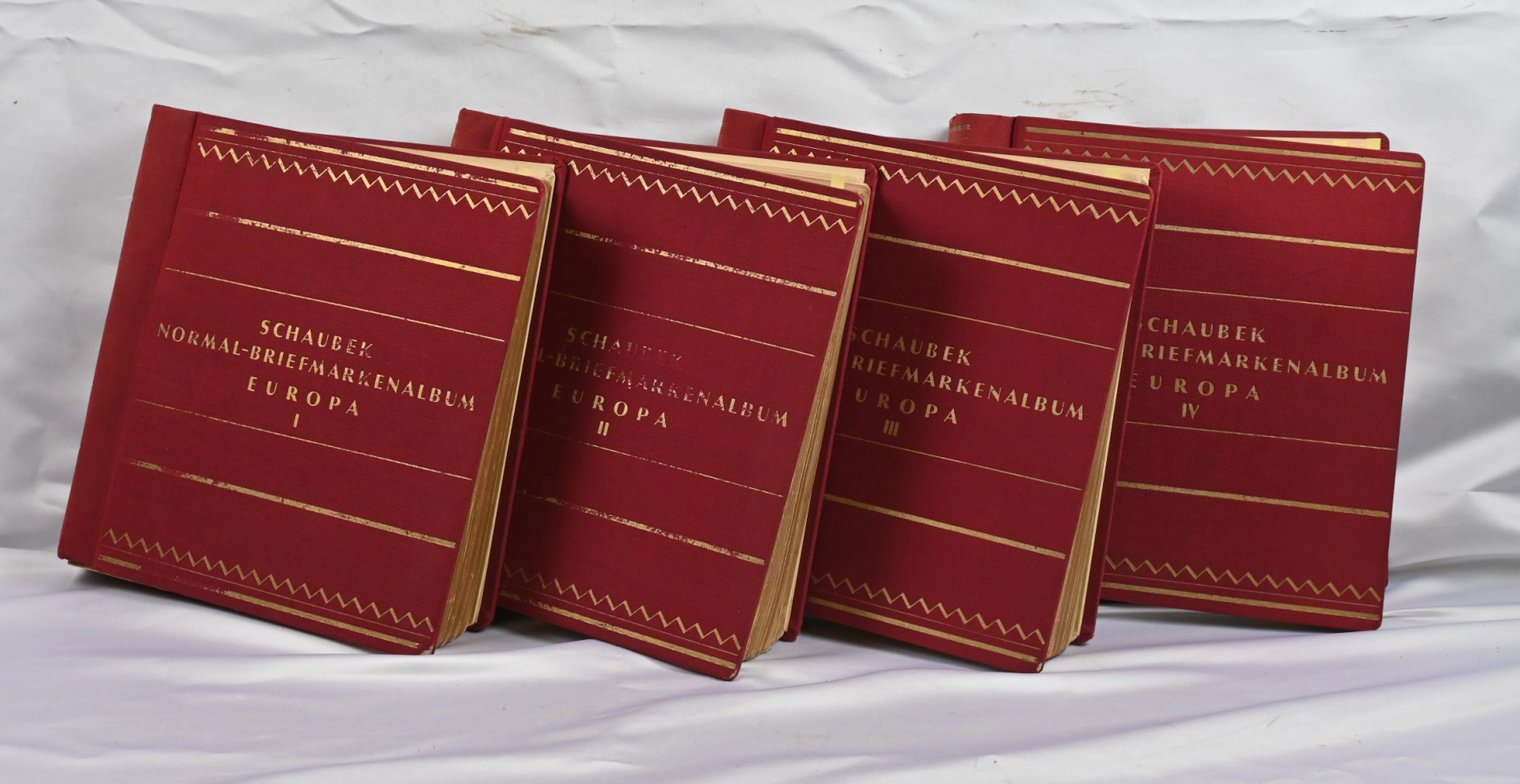 Schaubek Europe albums four parts "Grosse Ausgabe 1943", albums in