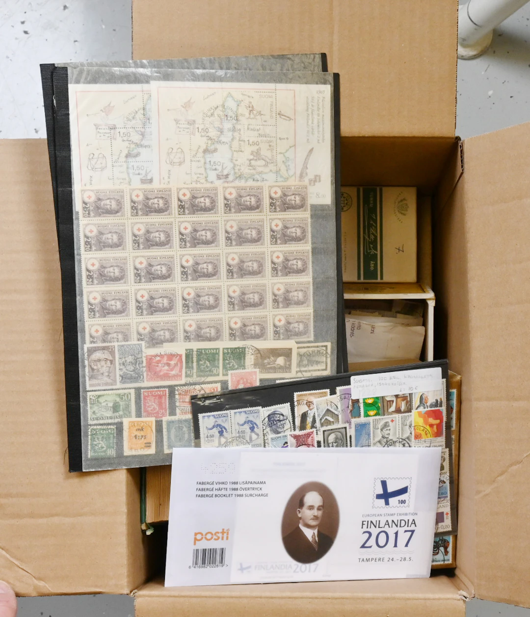 Stock selection of Finland in a 5½ KG box.