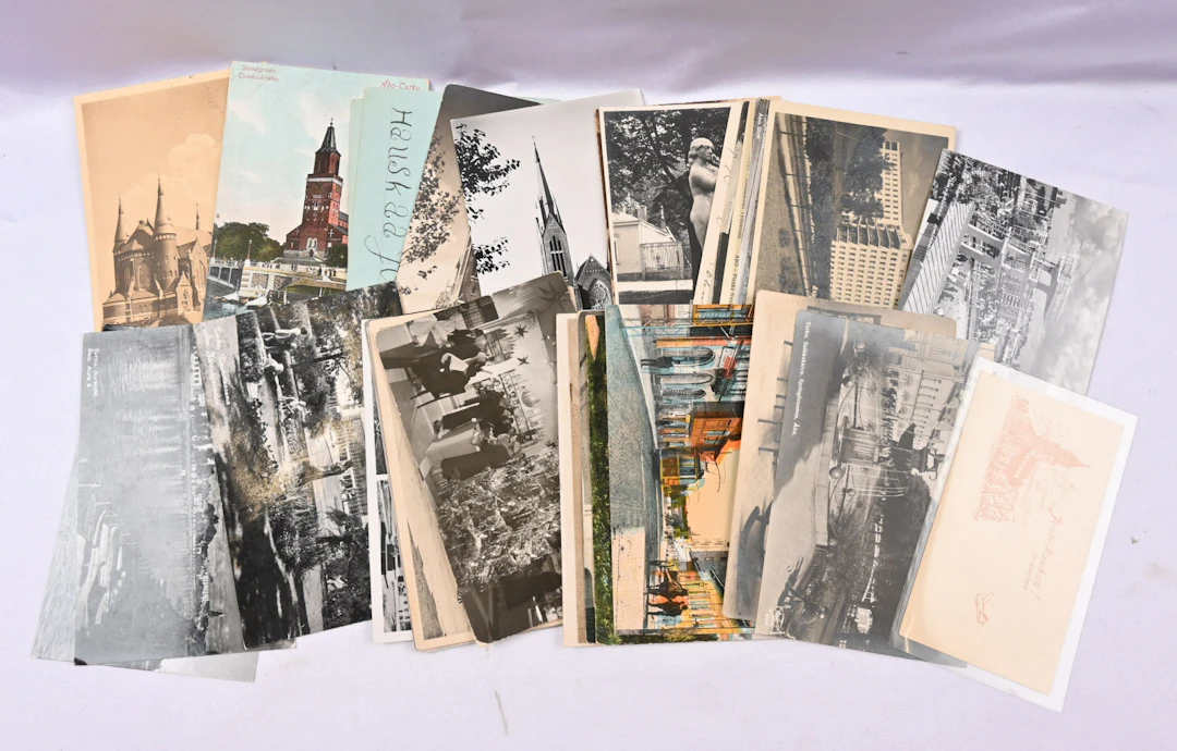 Turku selection over 60 pieces, old ones + picture booklet.